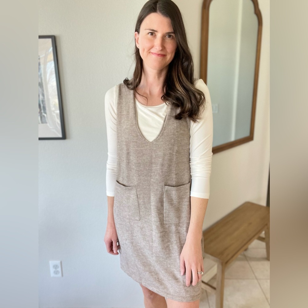 Tan Sleeveless Sweater Dress, M